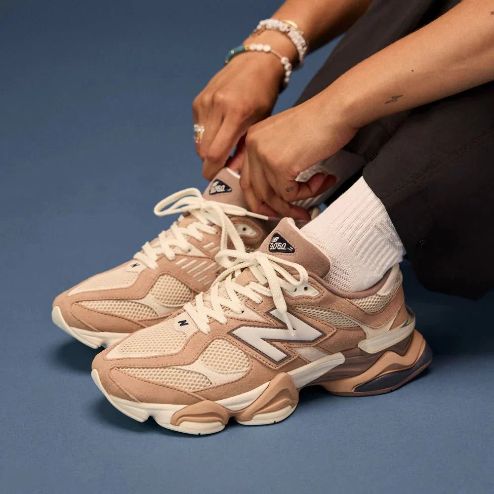 New Balance 9060 Earth Shadow/Flat Taupe/Bisque