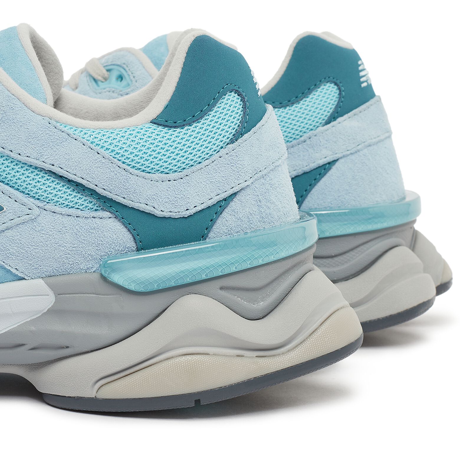 New Balance 9060 Chrome Blue